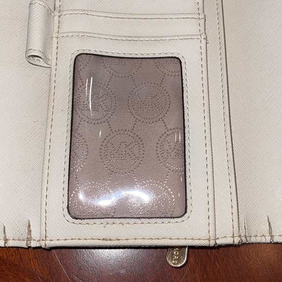 Michael Kors Envelope Style Snap Wallet Large Logo - Picture 7 of 7